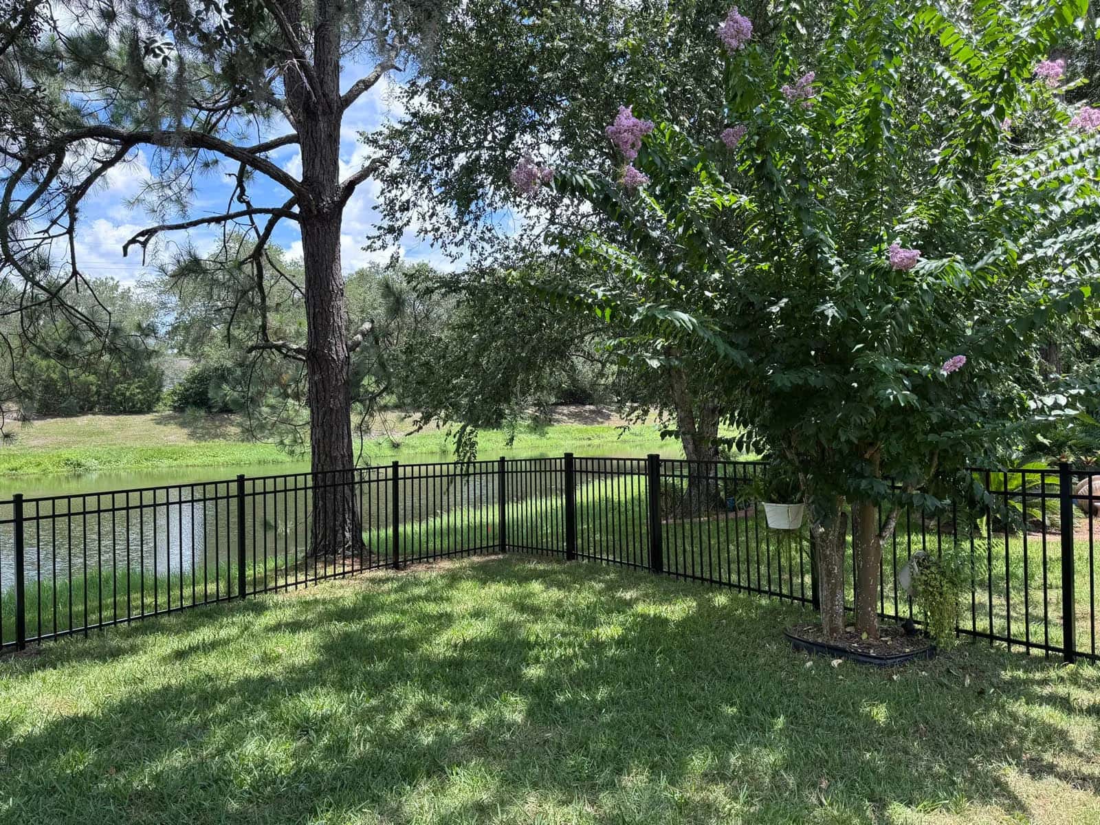 Florida 4 Foot 3 Rail Aluminum Fence Waterfront