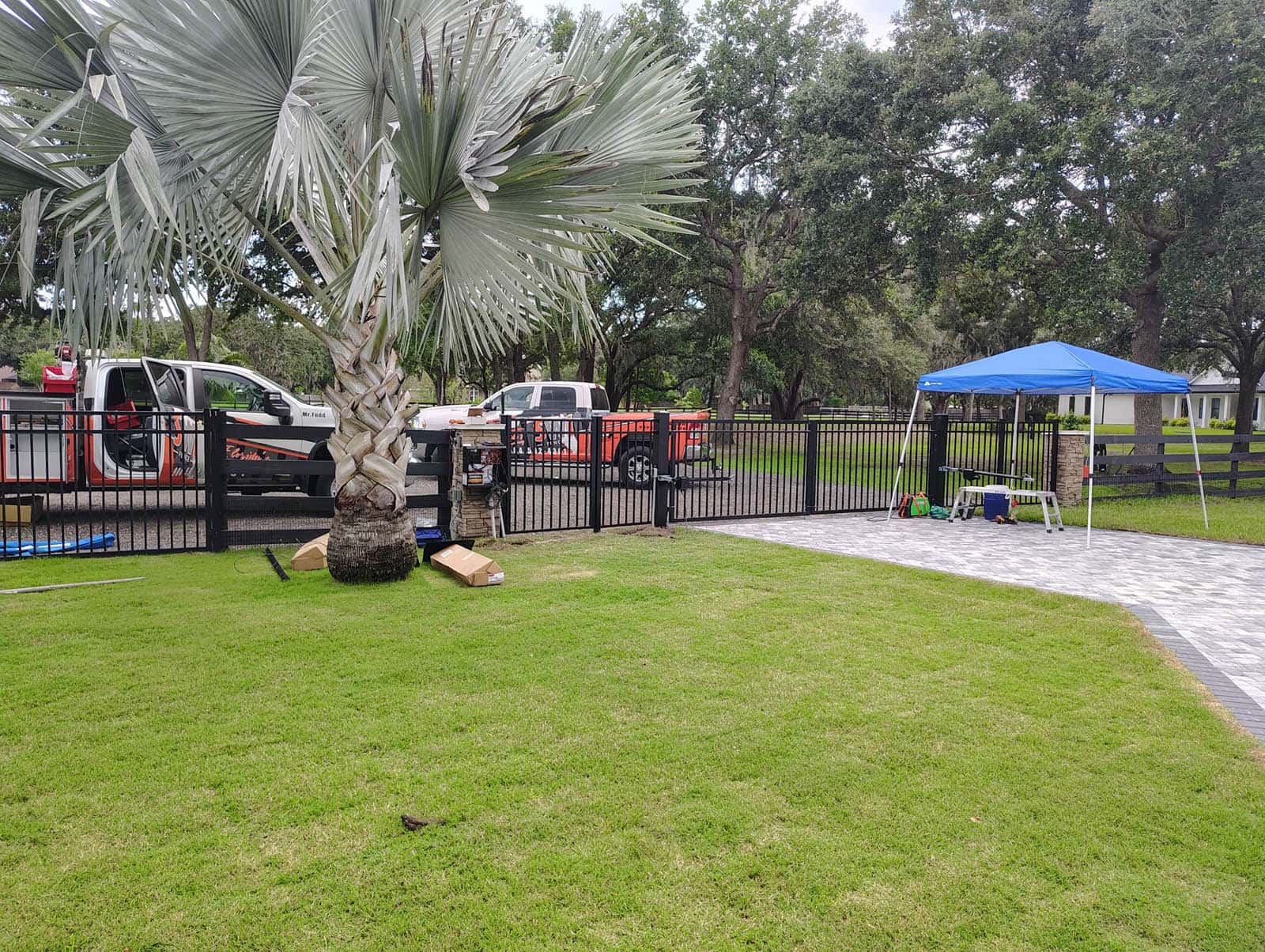 Florida Custom Aluminum 3 Rail Fence With Swi Florida Trucks In Background