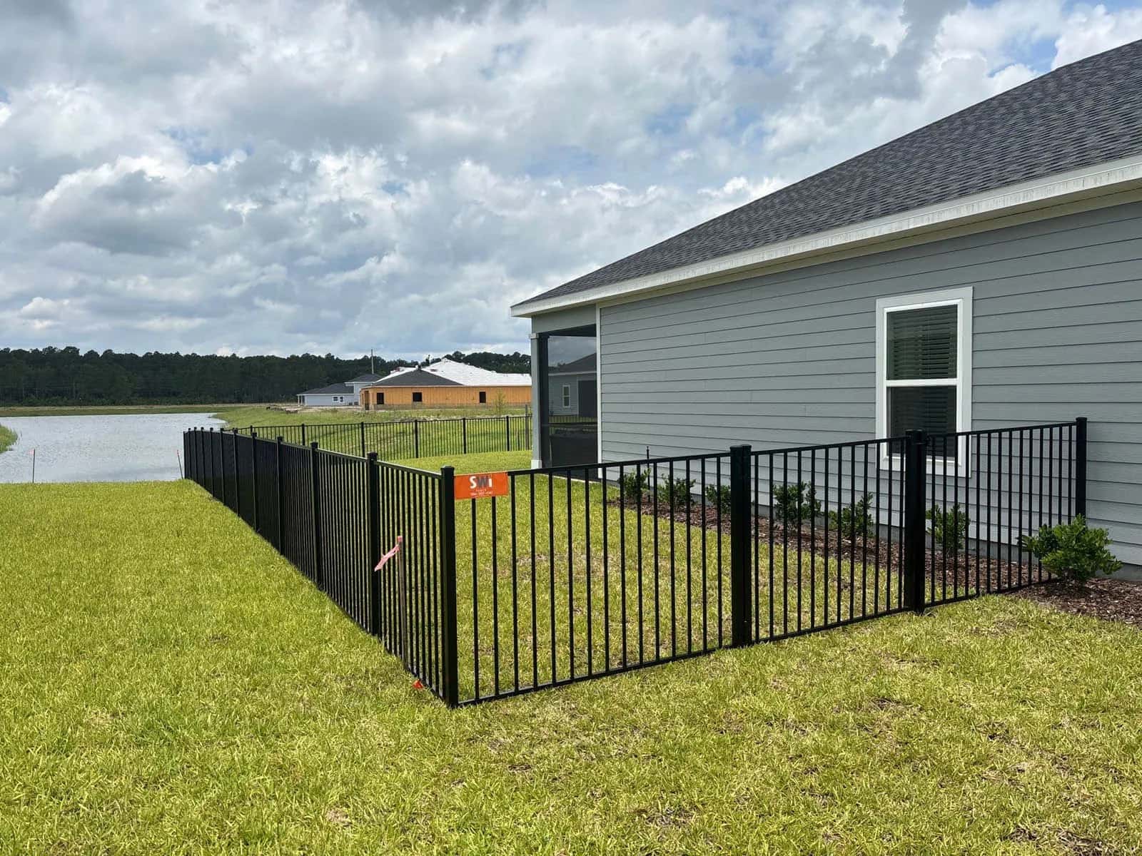 Florida 2 Rail Aluminum Fence Backyard By The Lake