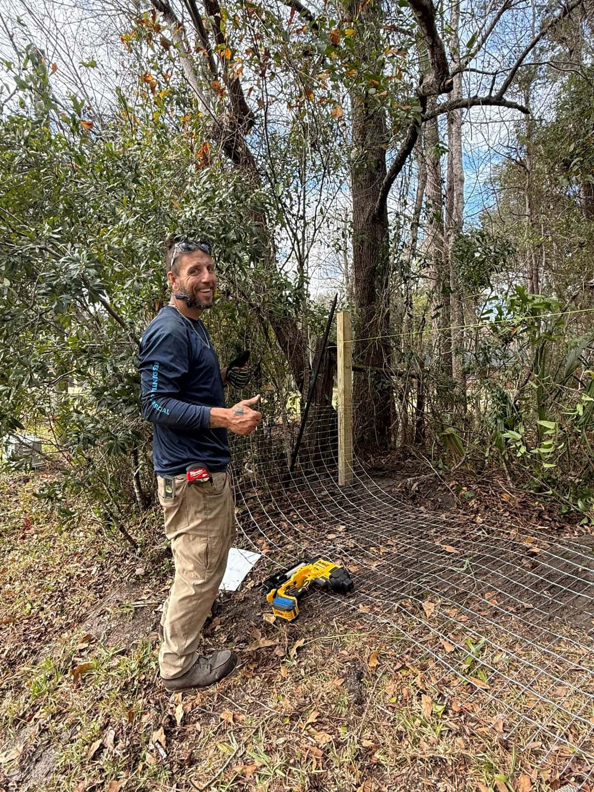 Swi Fence Florida Crew Building Farm Fence