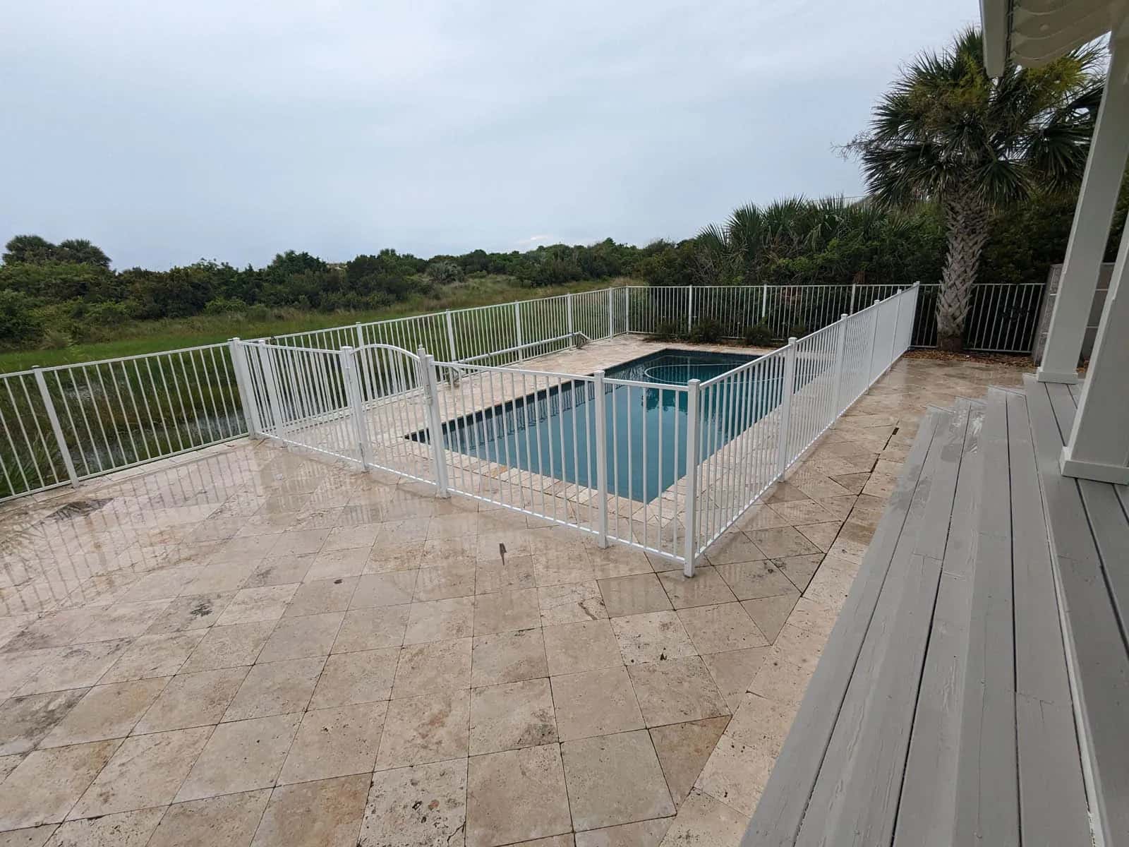 Florida White Aluminum 2 Rail Pool Fence