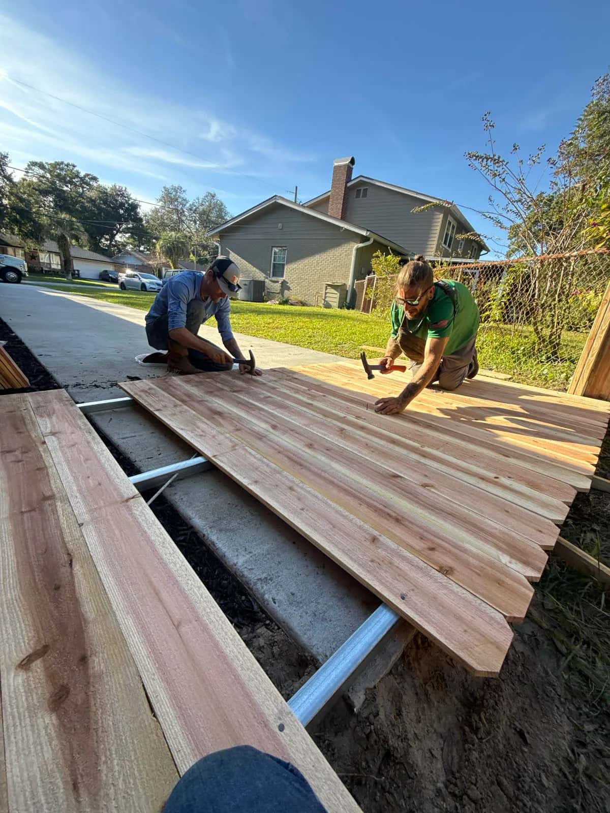 Swi Florida Crew Building Gate In Field