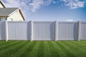Summer Fence Options With a Top Florida Fence Contractor