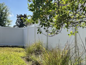7 Benefits of a St. Augustine Privacy Fence