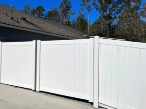 Vinyl Fence Maintenance Tips From a Trusted St. Augustine Fence Company