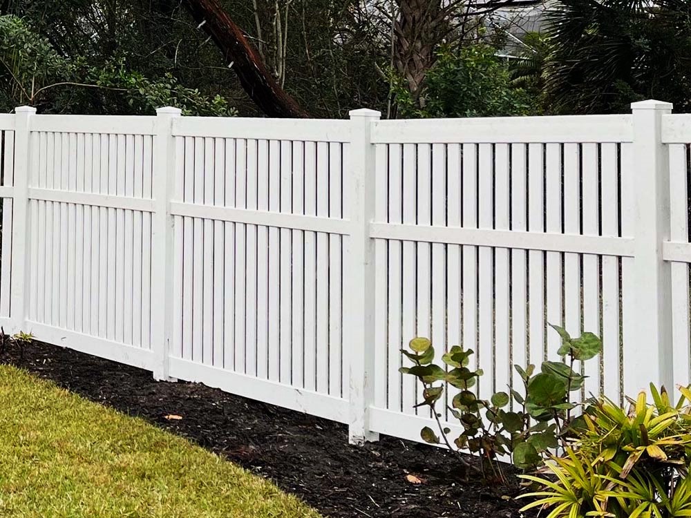 Photo of a St. Augustine semi-privacy fence by SWi Fence, a top-rated St. Augustine fence company